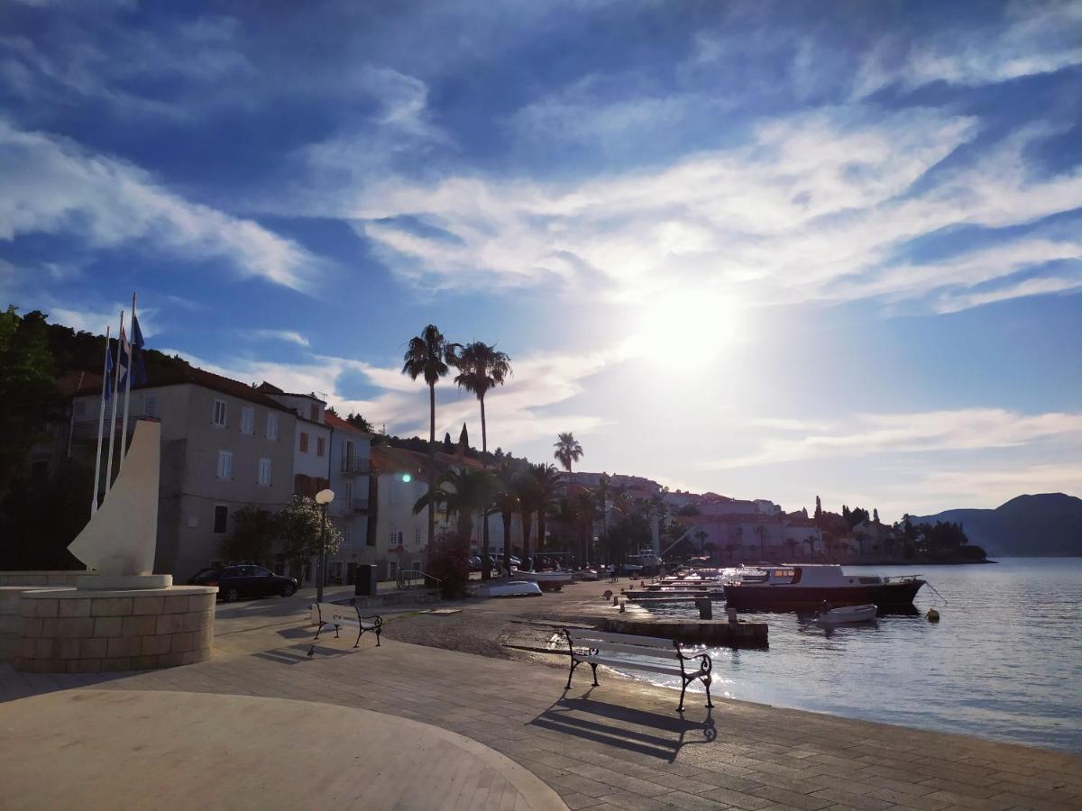 Apartments Rafaela Korcula Town Luaran gambar